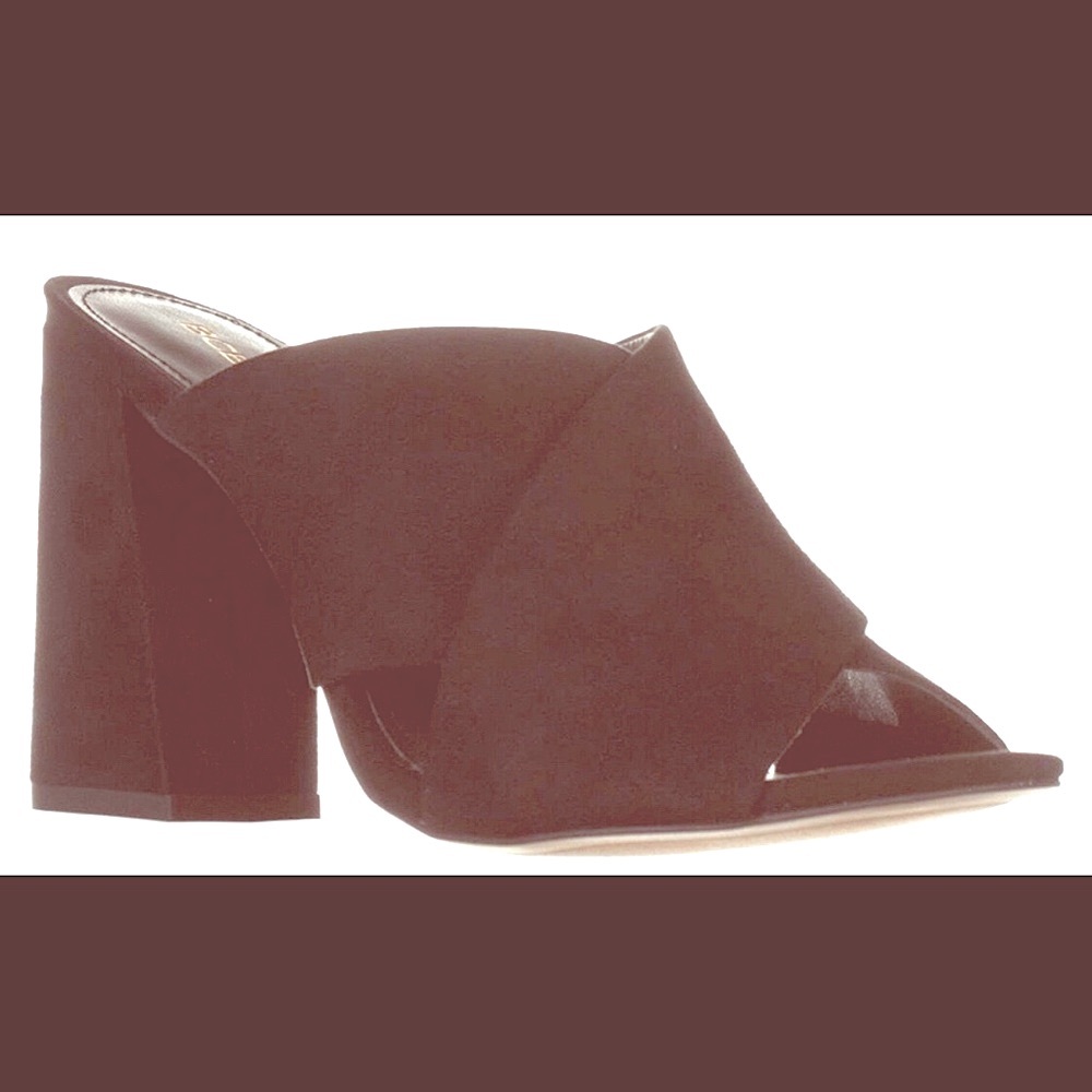 NIB BCBG RACHEL DREAM MICRO-SUEDE Sandal  Heels.
